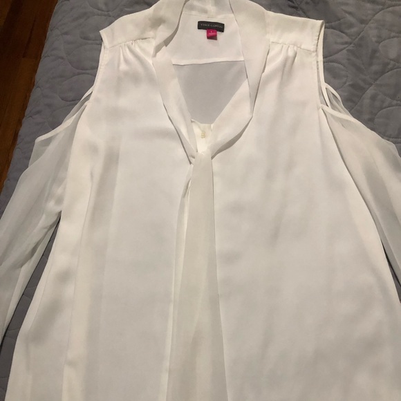 White Vince Camuto blouse - Picture 2 of 5